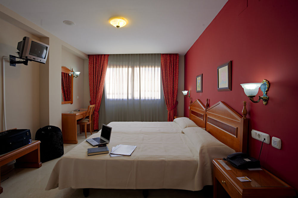 Hotel Tocina Business Albolote Værelse billede